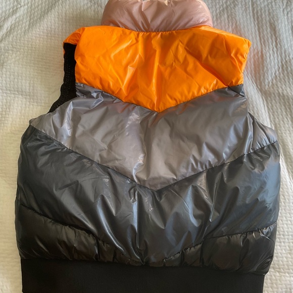 Love and sport winter,summer jacket. sleeveless multicolor. - Picture 5 of 12